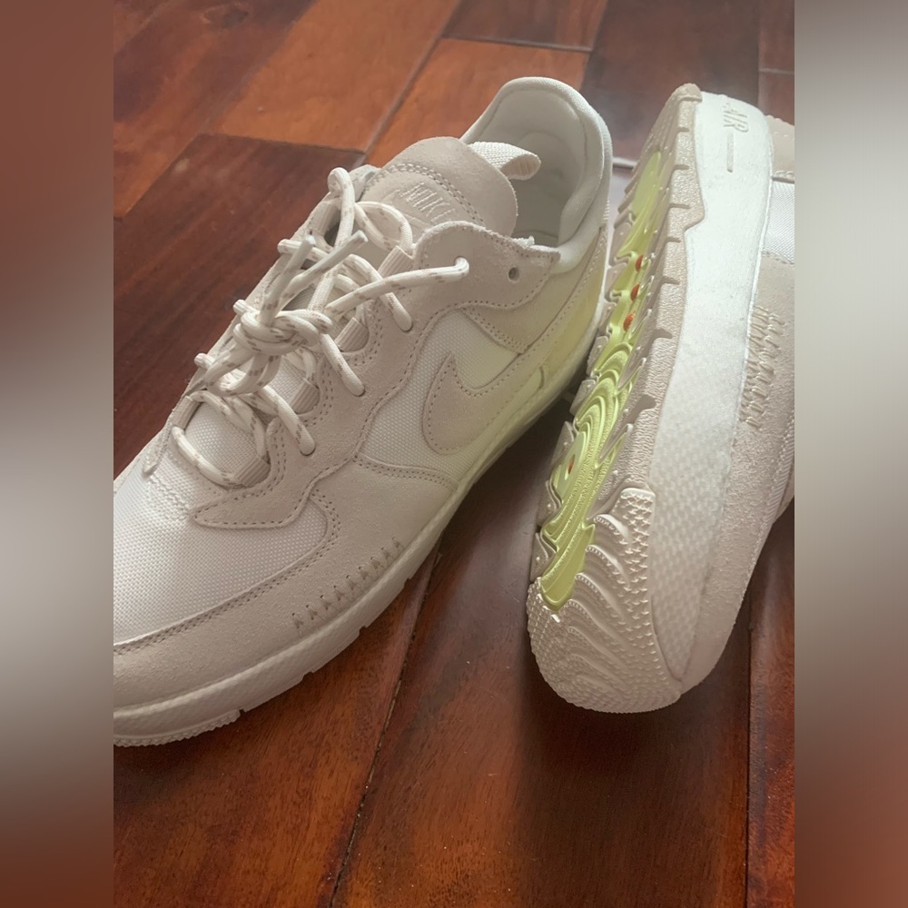 Nike New Never Worn Air Force 1 Wild